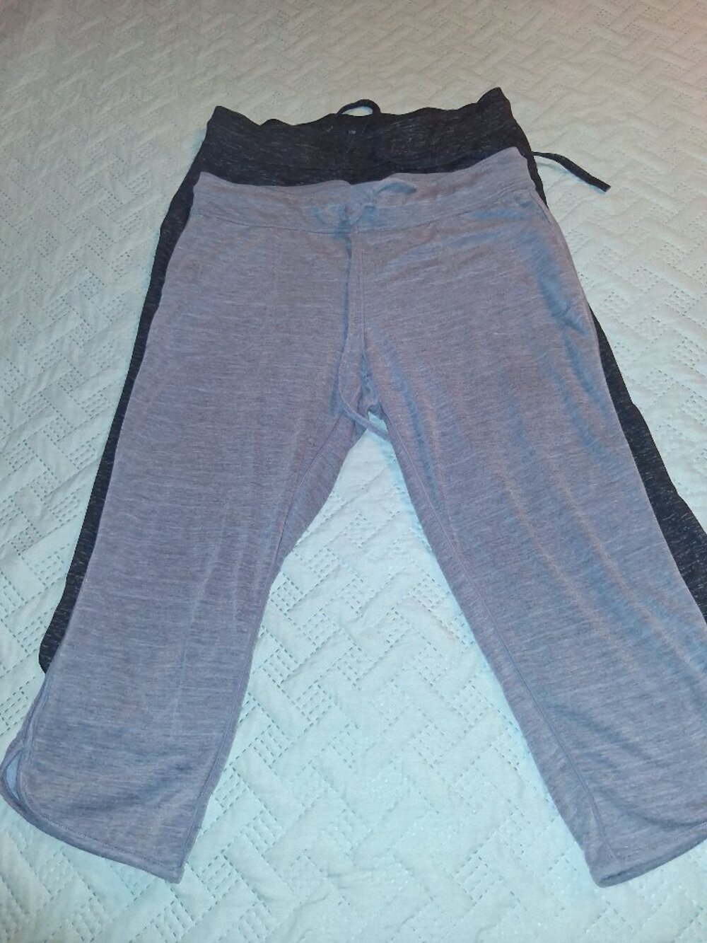 Great Condition! 32 Degrees Cool Capri Length Lounge Pants-size M